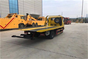 隆尧非事故拖车